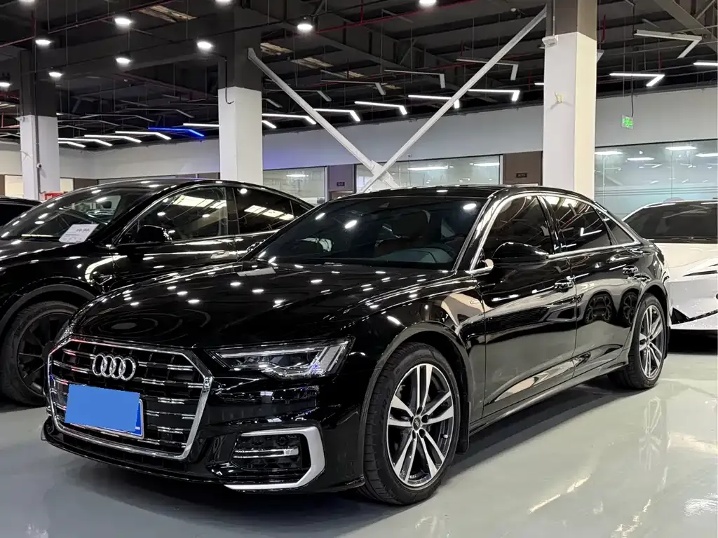 Audi A6L 2023 из CN, фото 1