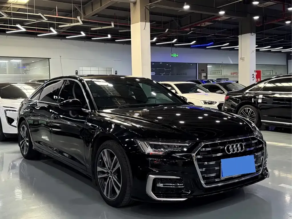 Audi A6L 2023 из CN, фото 3