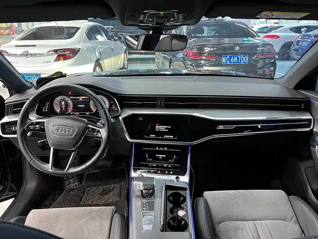 Audi A6L 2023 из CN, фото 4