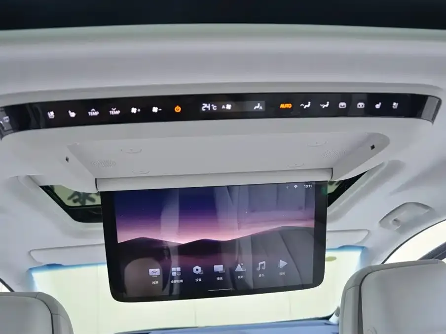 Buick GL8 Hybrid — фото 10
