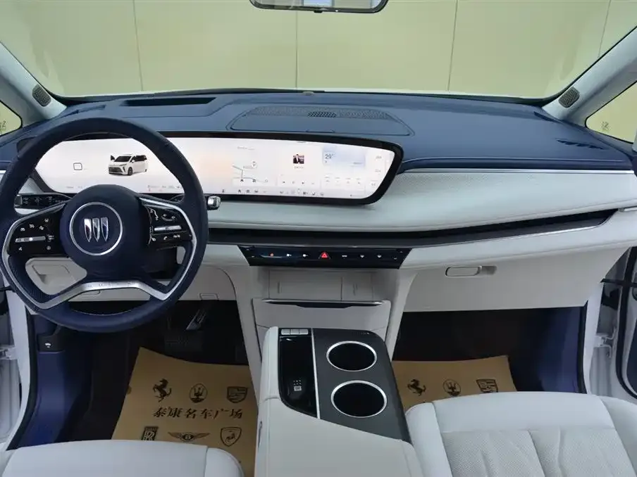 Buick GL8 Hybrid — фото 6