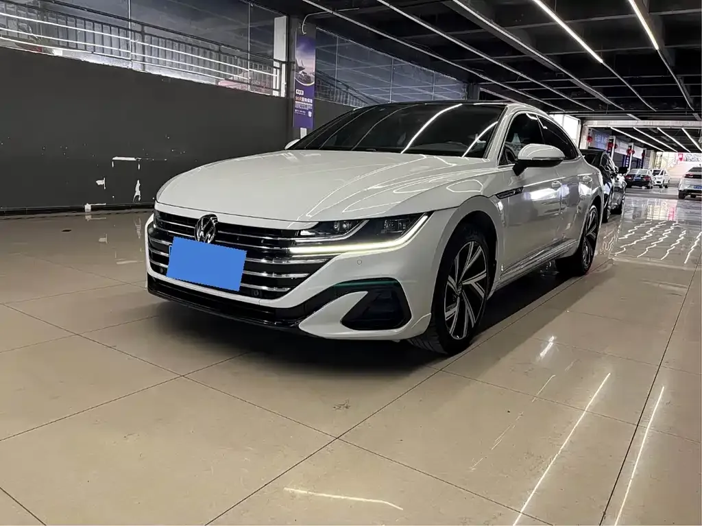 Volkswagen CC 2022 из CN, фото 1