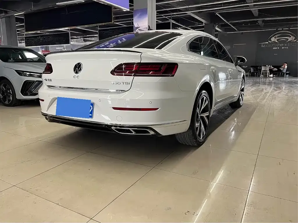 Volkswagen CC 2022 из CN, фото 5