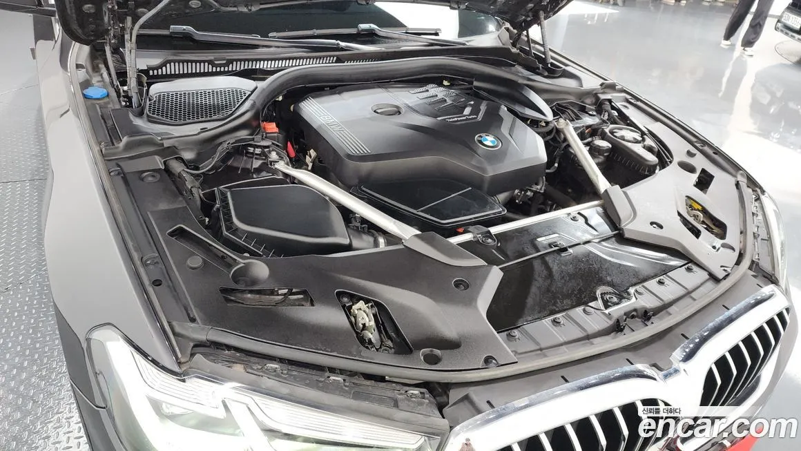 BMW 5-Series 2023 из KR, фото 6