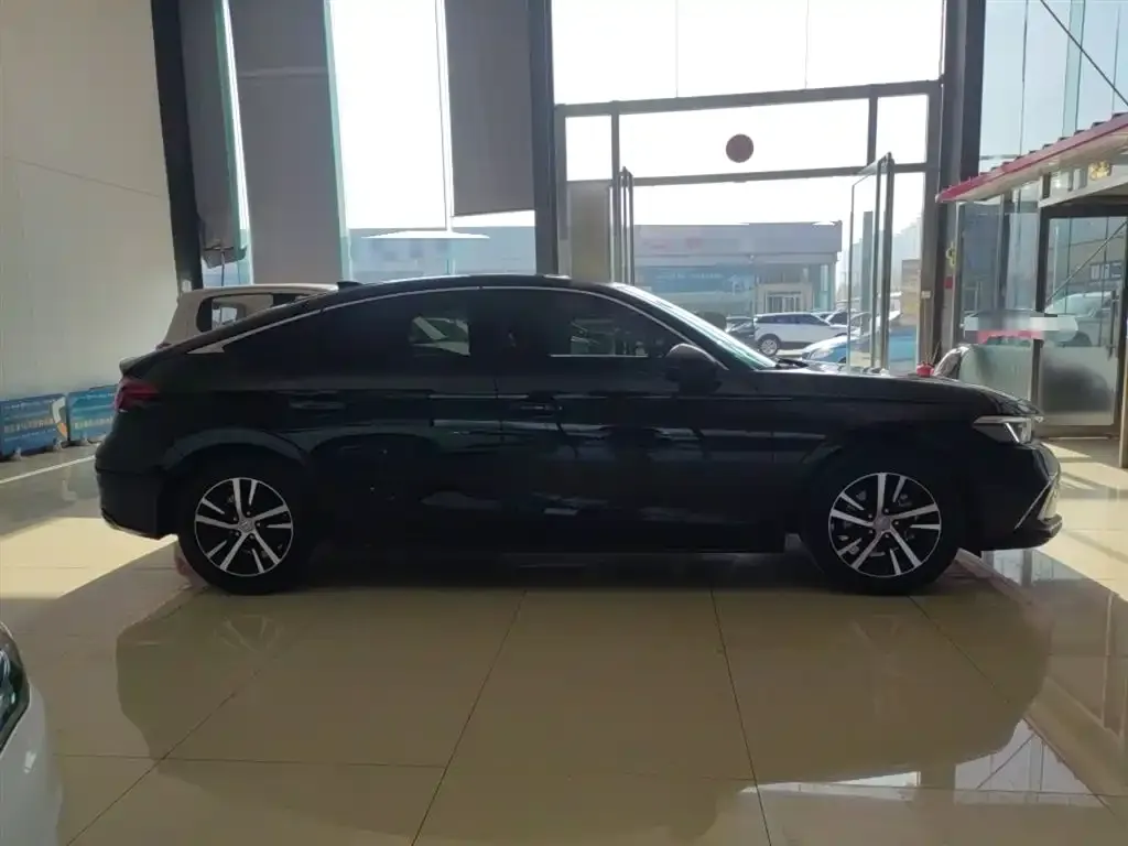Honda Civic 2023 из CN, фото 4