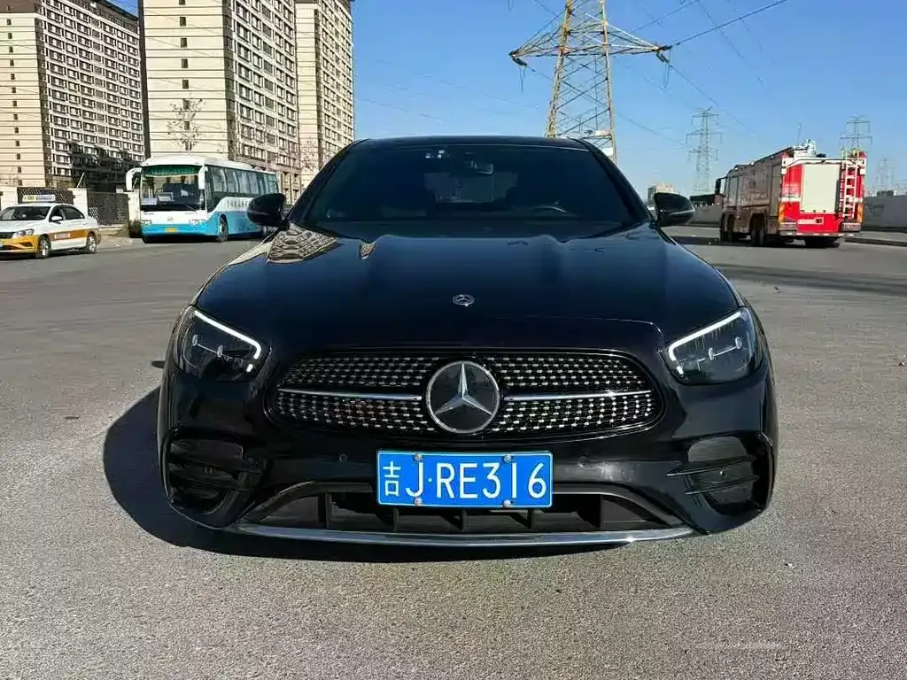 Mercedes-Benz E-Class 2022 из CN, фото 2