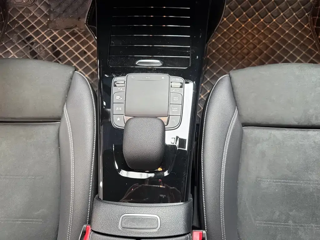 Mercedes-Benz A-Class 2021 из CN, фото 10