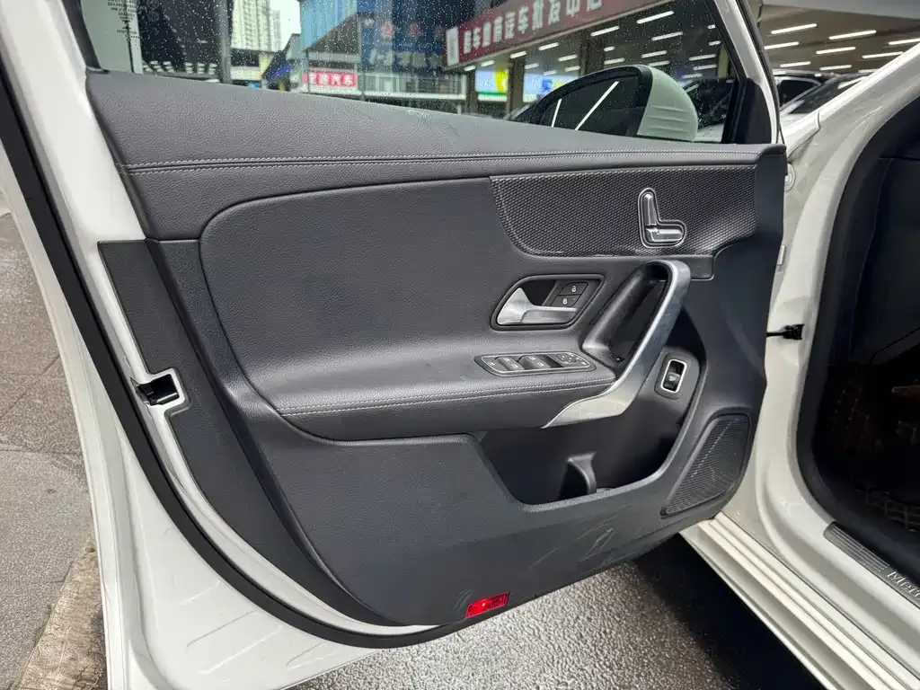 Mercedes-Benz A-Class 2021 из CN, фото 6