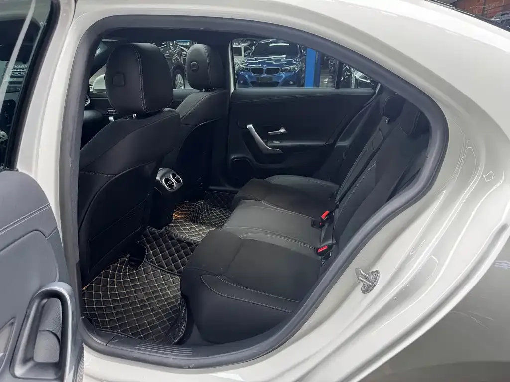 Mercedes-Benz A-Class 2021 из CN, фото 8