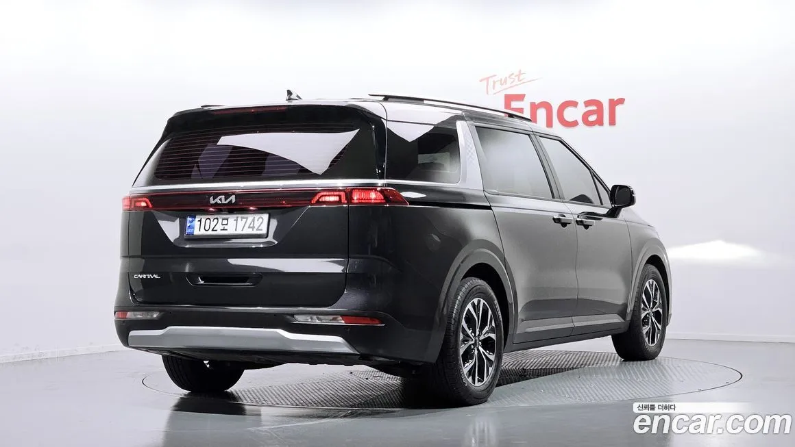 Kia Carnival 2023 из KR, фото 2