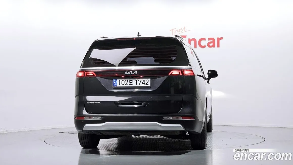 Kia Carnival 2023 из KR, фото 4