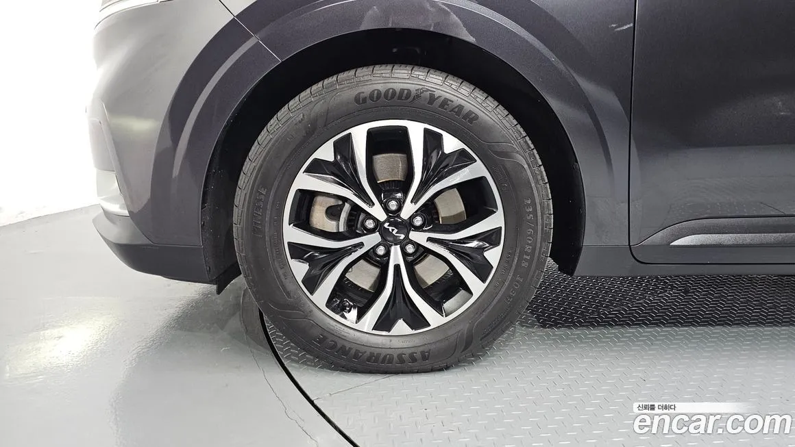 Kia Carnival 2023 из KR, фото 5