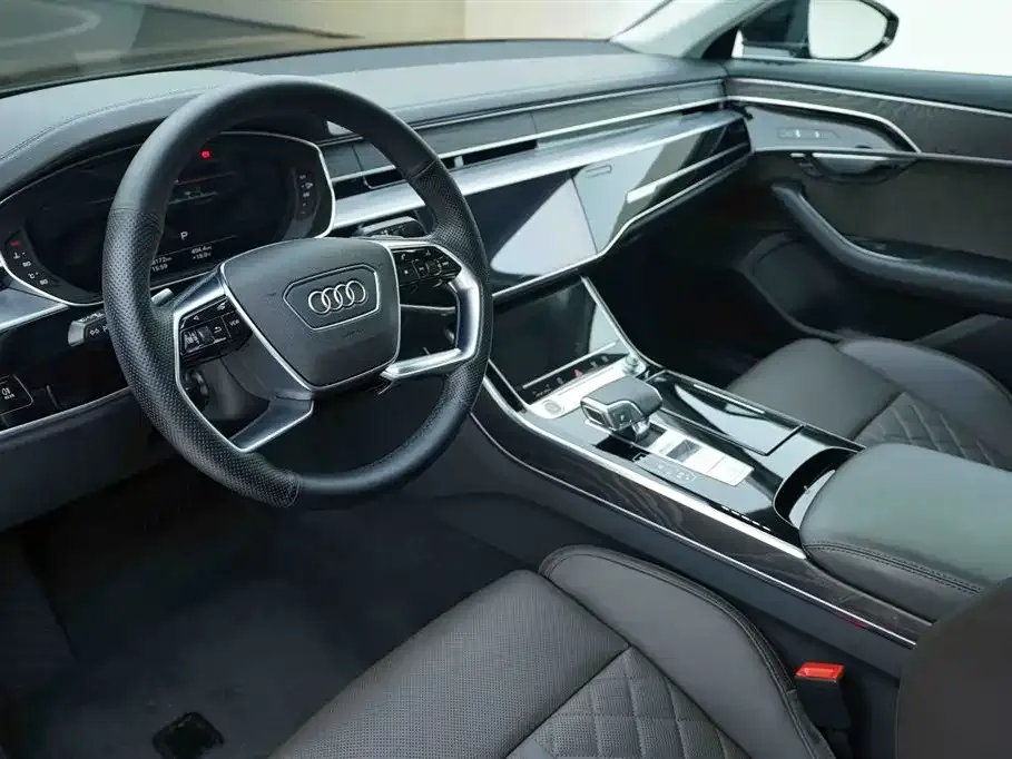 Audi A8 2023 из CN, фото 10