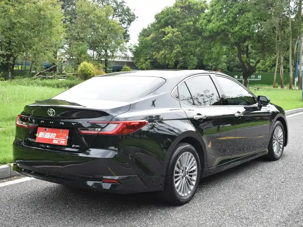 Toyota Camry 2024 из CN, фото 6