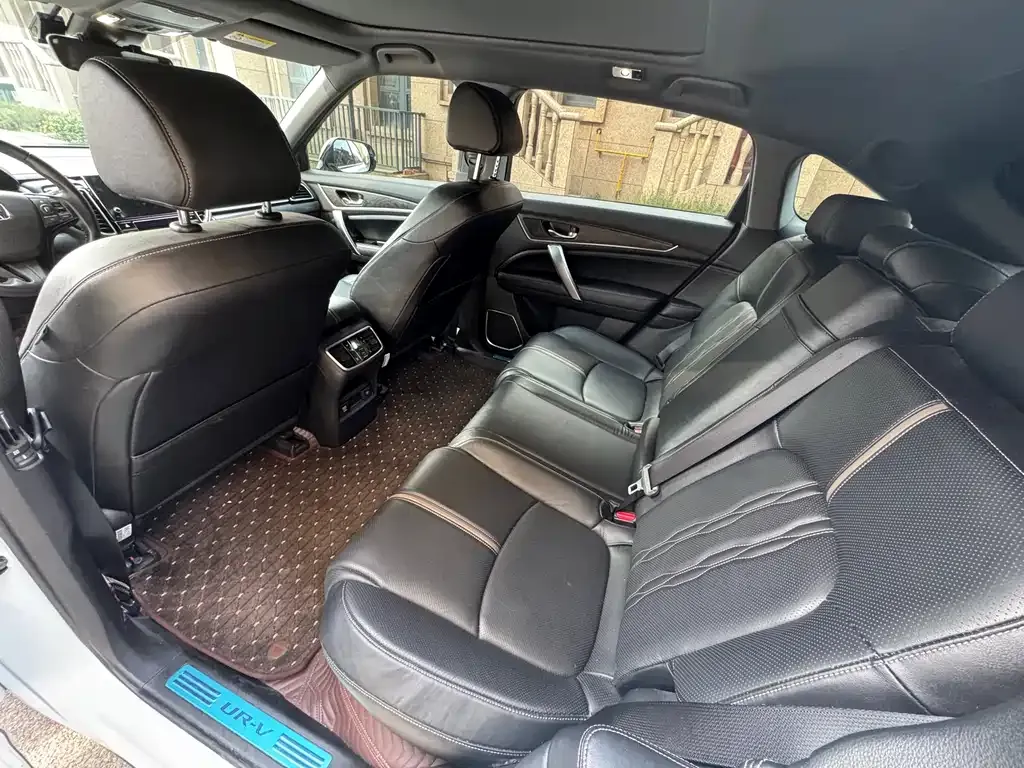 Honda UR-V 2023 из CN, фото 10