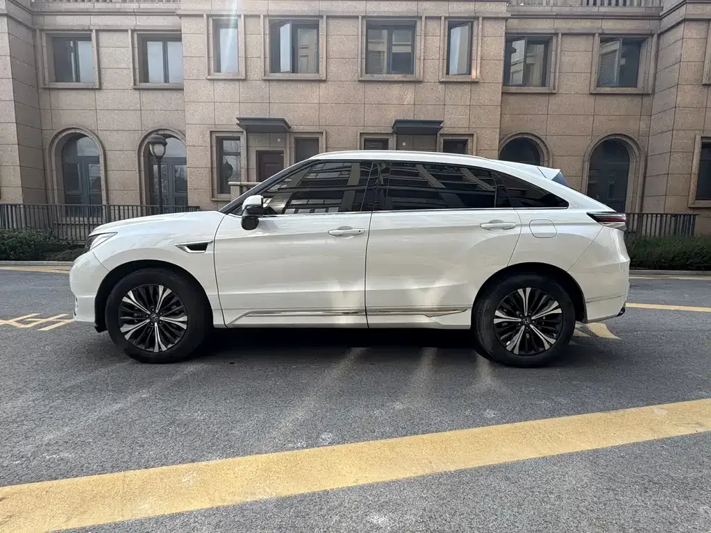 Honda UR-V 2023 из CN, фото 8