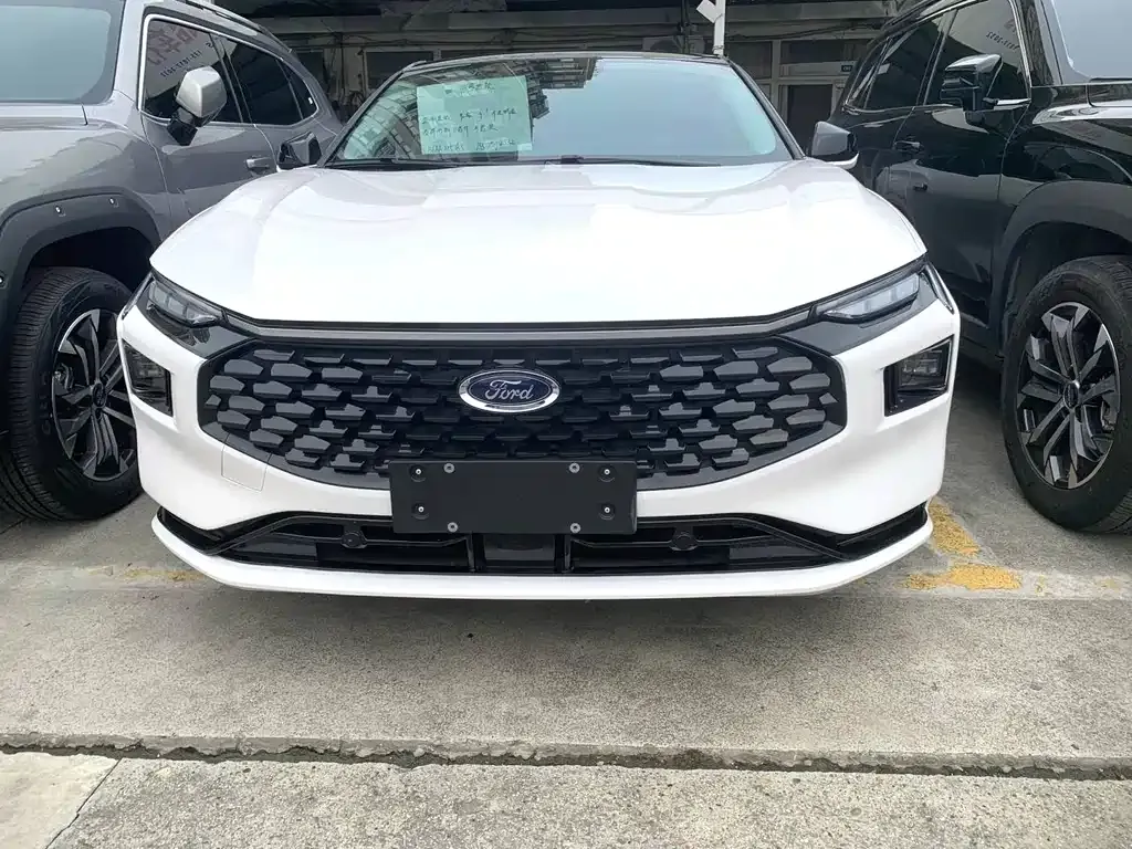 Ford Mondeo 2024 из CN, фото 2
