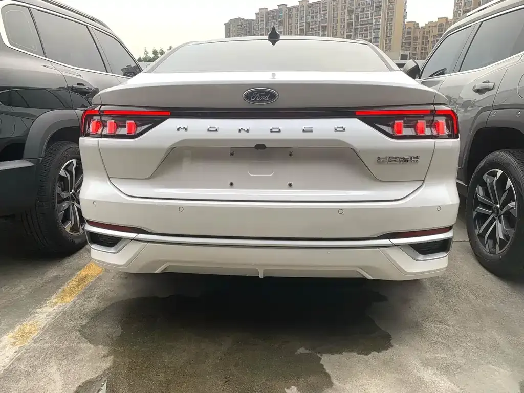 Ford Mondeo 2024 из CN, фото 3