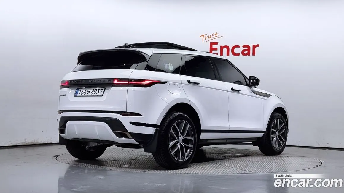 Land Rover Range Rover Evoque 2025 из KR, фото 2