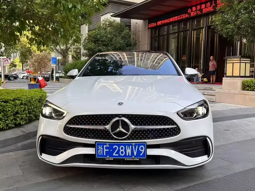 Mercedes-Benz C-Class 2023 из CN, фото 2