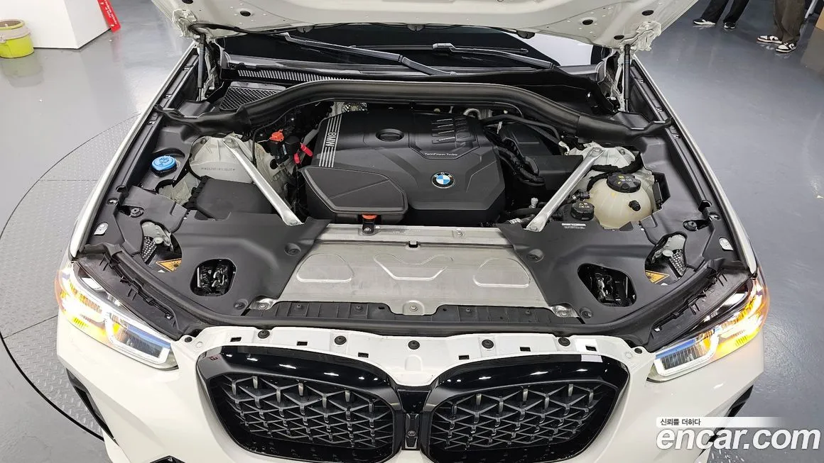 BMW X4 2023 из KR, фото 6