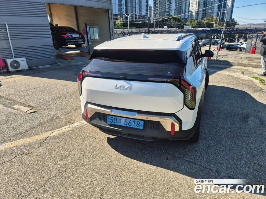 [object Object] EV3 2025 из KR, фото 3