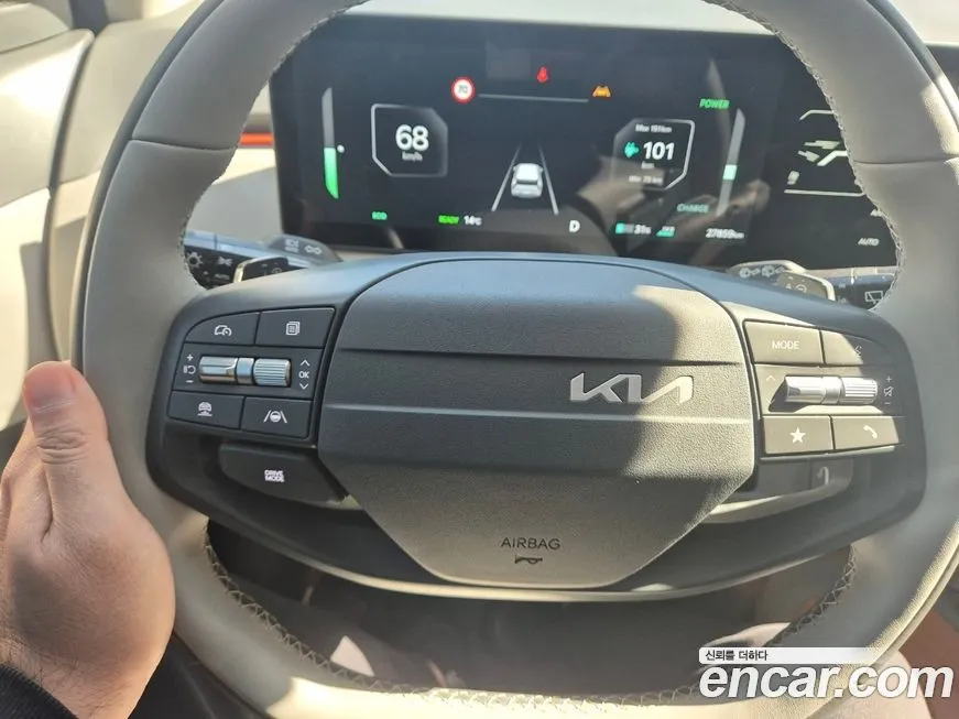 [object Object] EV3 2025 из KR, фото 9