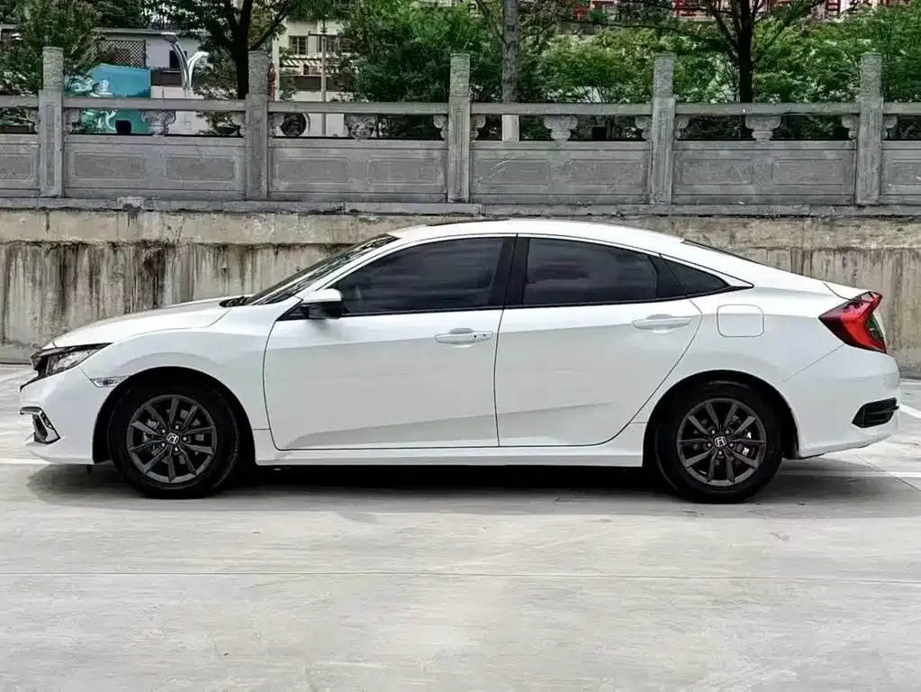 Honda Civic 2021 из CN, фото 3