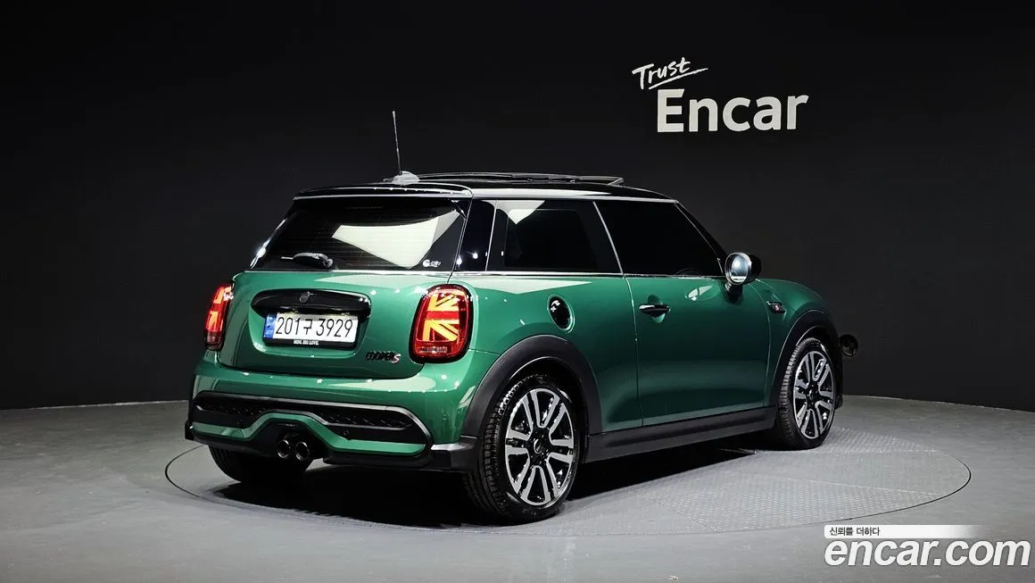 Mini Cooper 2024 из KR, фото 2