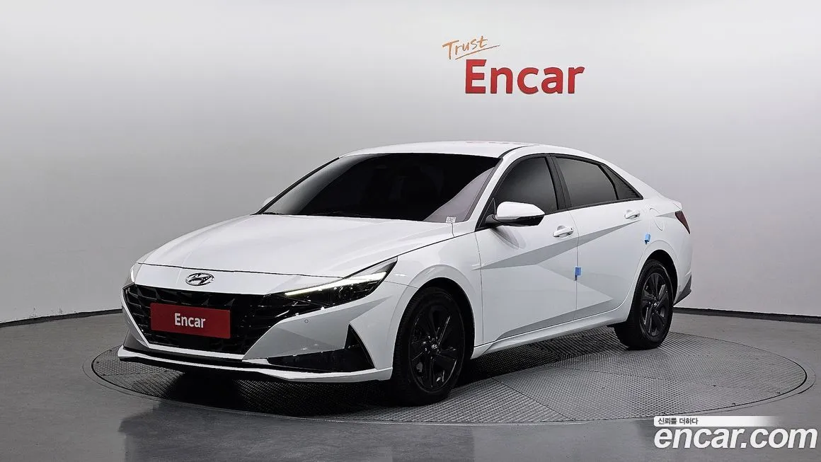 Hyundai AVANTE 2023 из KR, фото 1