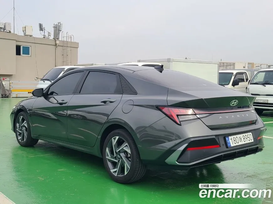 Hyundai AVANTE — фото 4