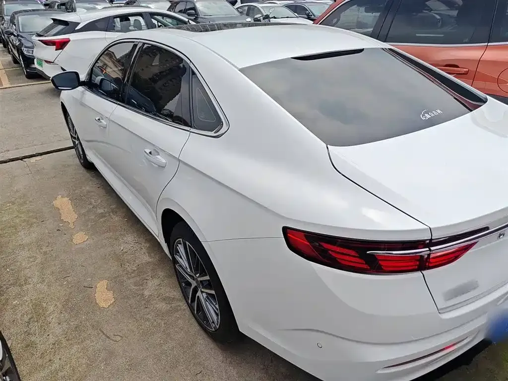 Geely Xingrui 2022 из CN, фото 5