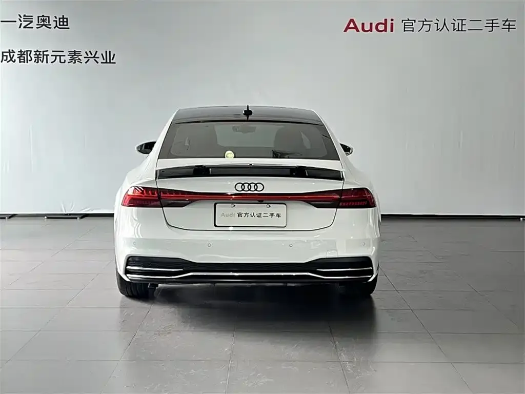 Audi A7 2022 из CN, фото 5