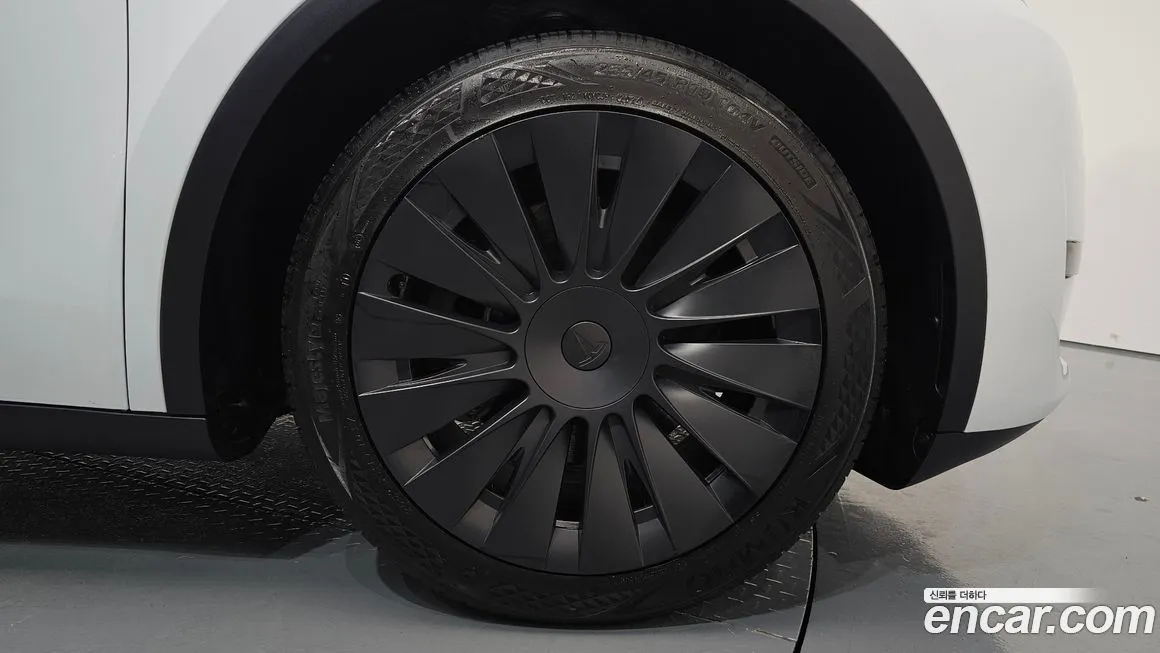 Tesla Model Y 2024 из KR, фото 5