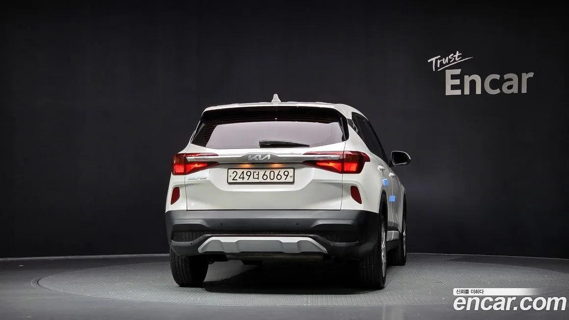 Kia Seltos 2023 из KR, фото 4