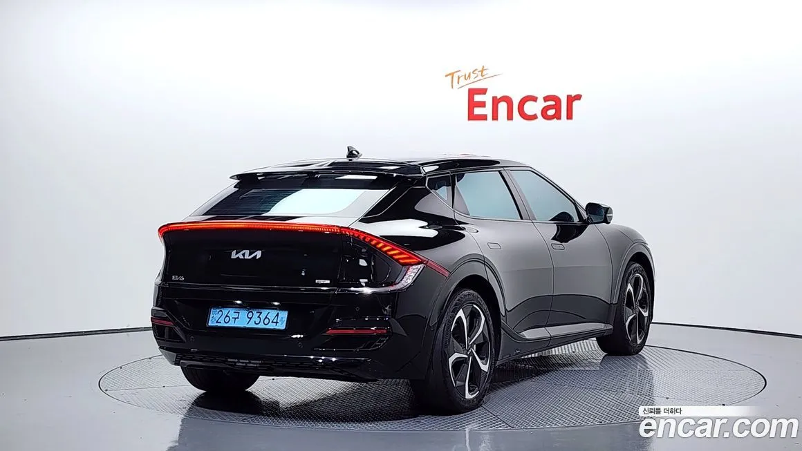 Kia EV6 — фото 2