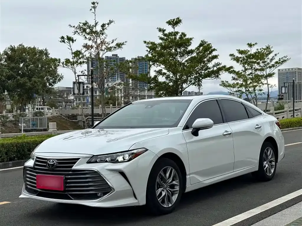 Toyota Avalon 2022 из CN, фото 3