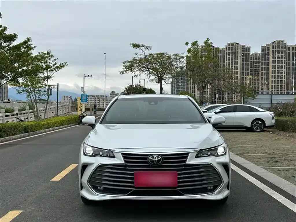 Toyota Avalon 2022 из CN, фото 4