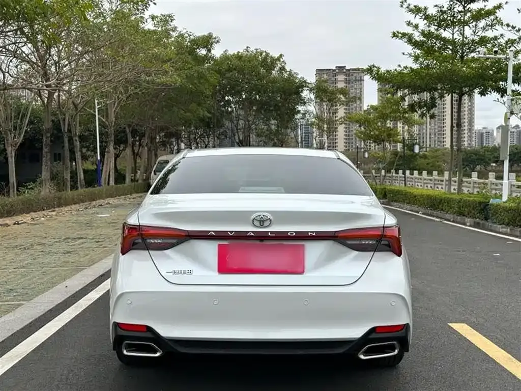 Toyota Avalon 2022 из CN, фото 7