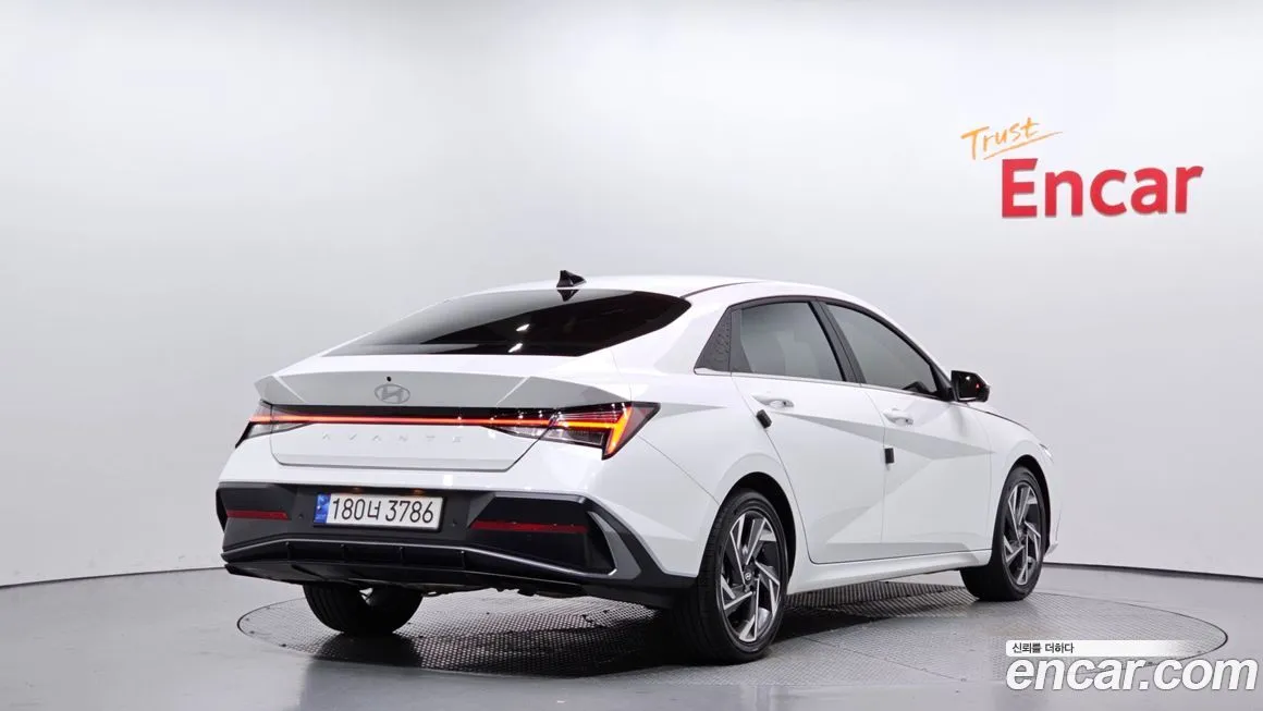 Hyundai AVANTE 2024 из KR, фото 2