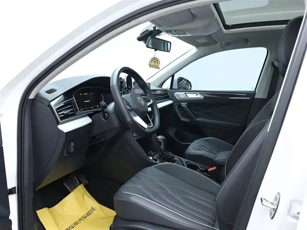 Volkswagen Tiguan L 2023 из CN, фото 8