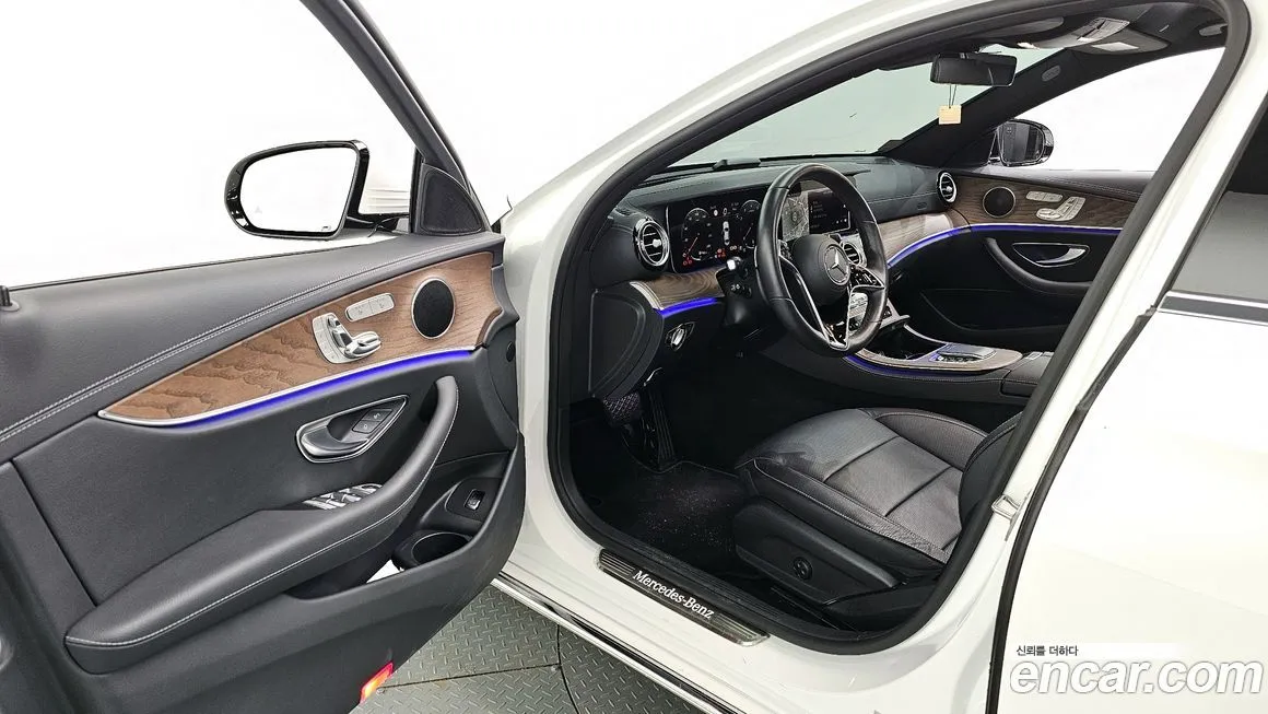 Mercedes-Benz E-Class 2023 из KR, фото 10
