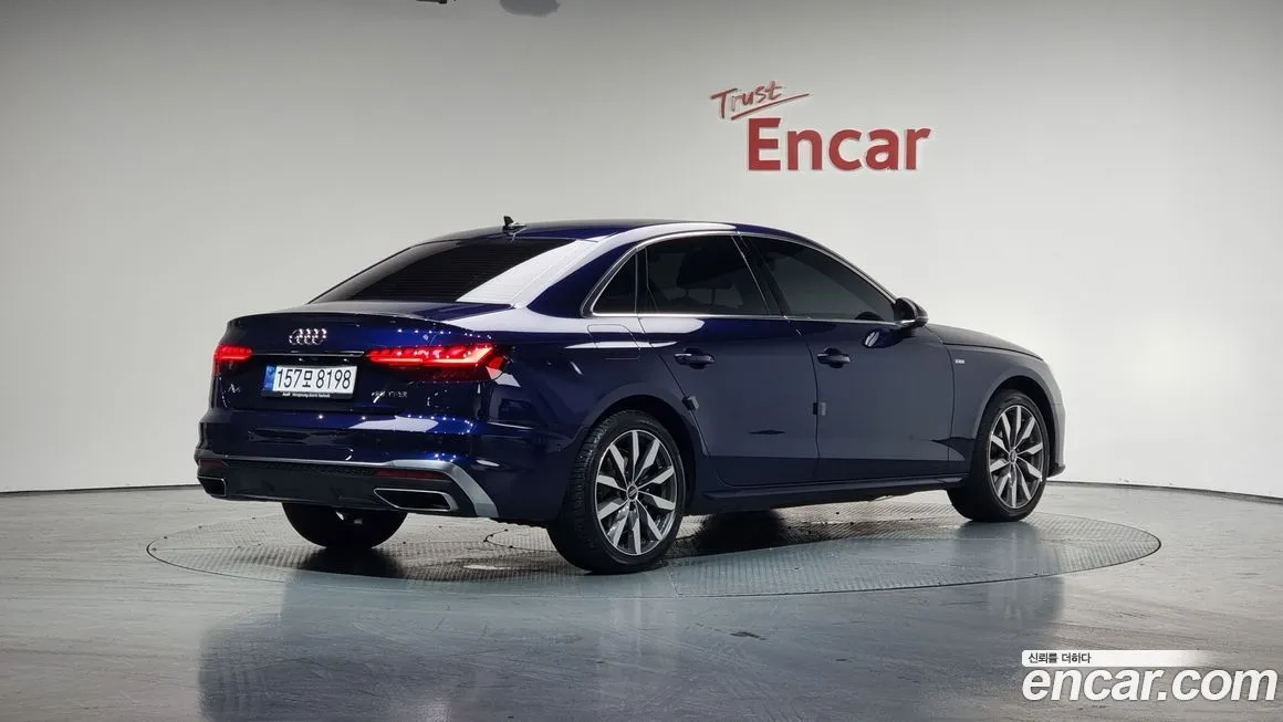 Audi A4 2023 из KR, фото 2