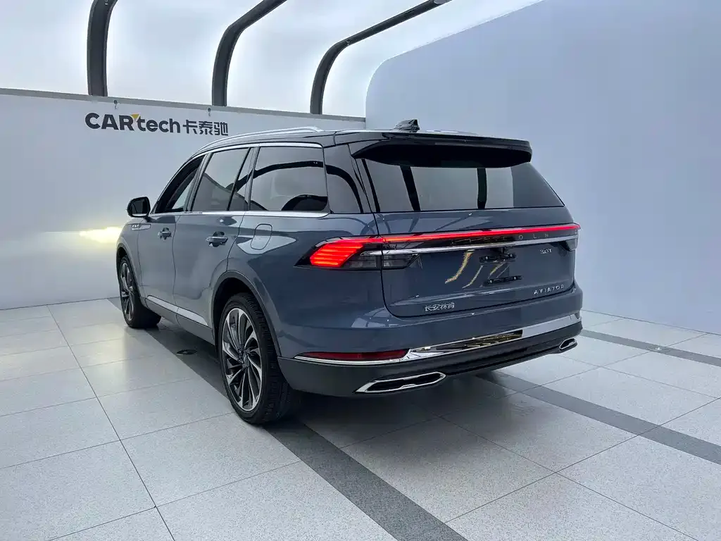 Lincoln Aviator 2024 из CN, фото 6