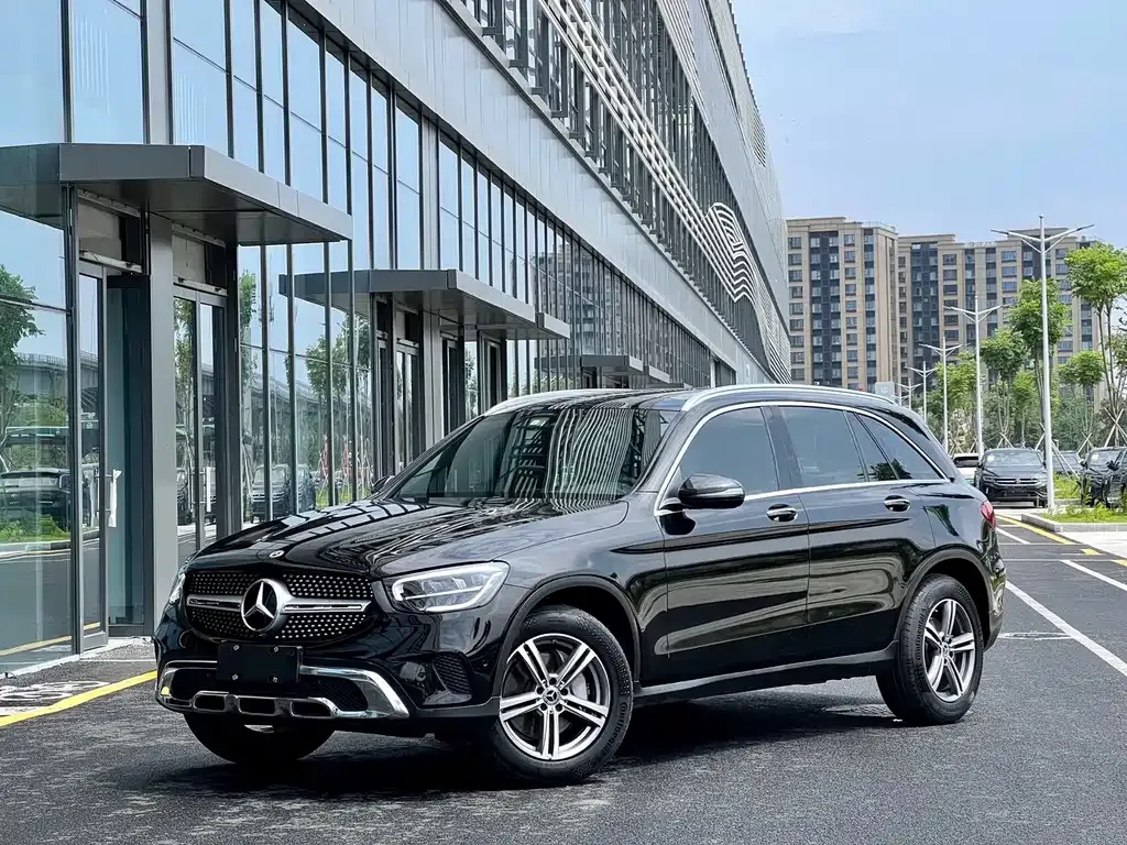 Mercedes-Benz GLC — фото 1