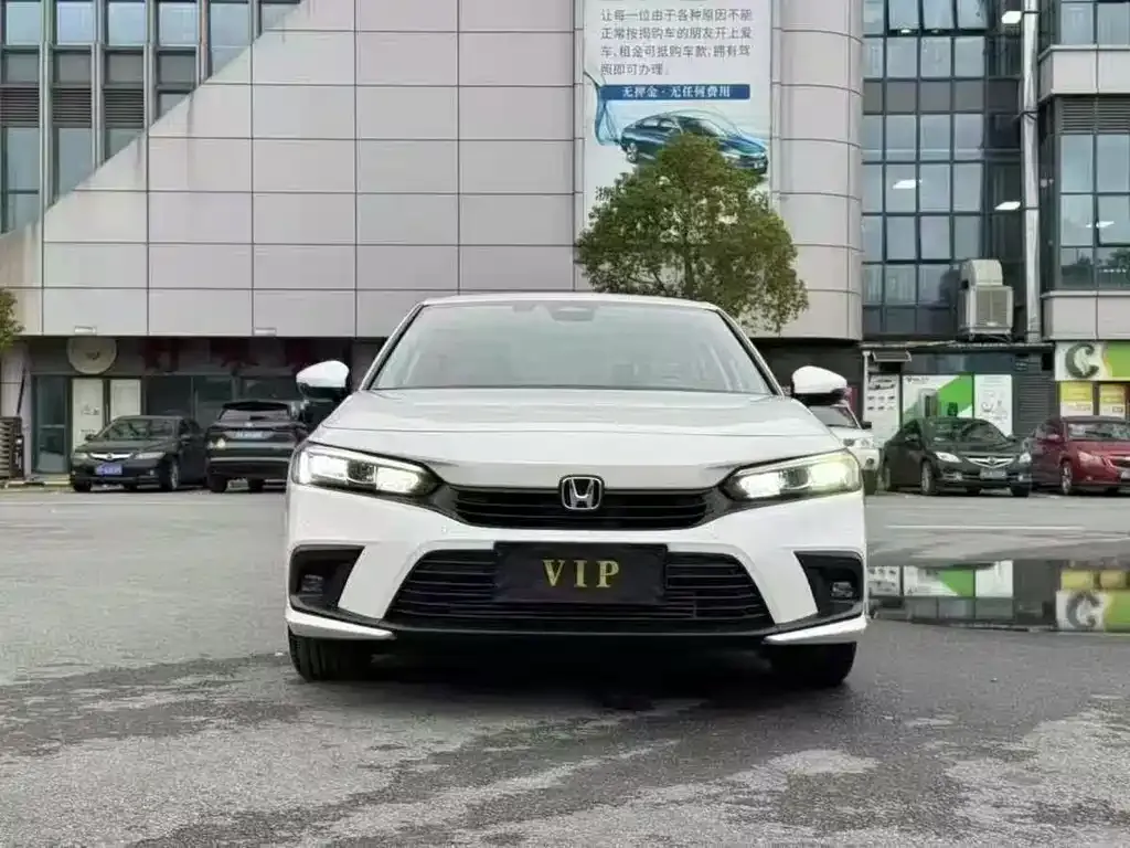Honda Civic 2024 из CN, фото 2