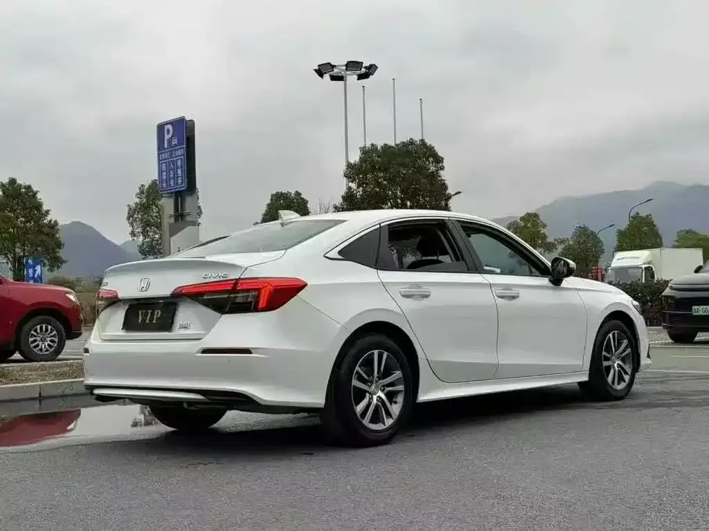 Honda Civic 2024 из CN, фото 8