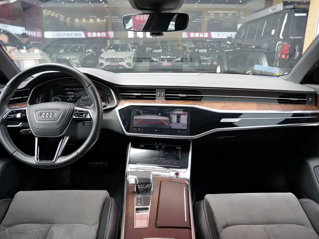 Audi A6L 2023 из CN, фото 7