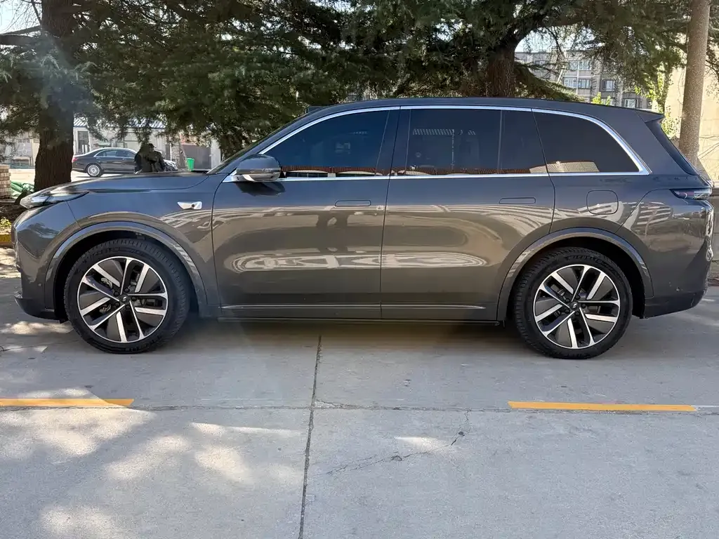 Li Auto L8 2024 из CN, фото 3