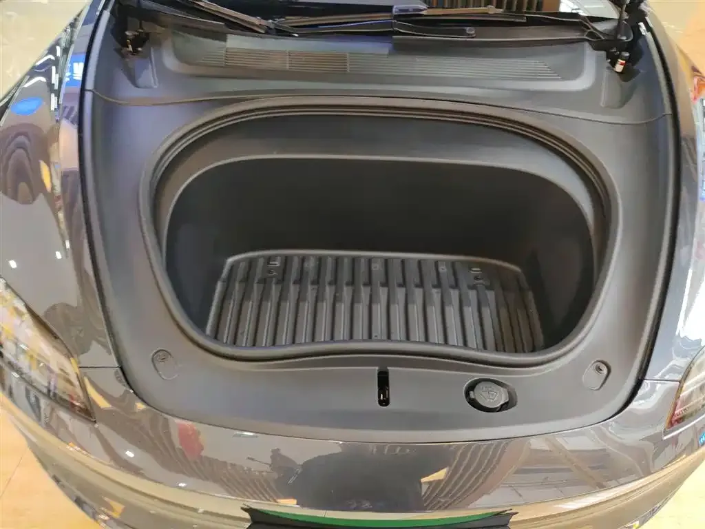 Tesla Model 3 2025 из CN, фото 10